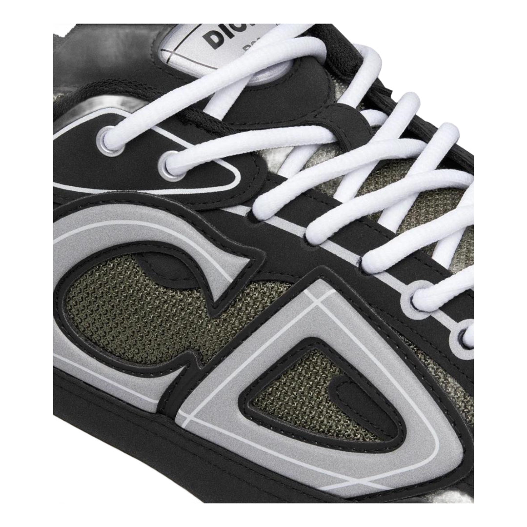 "B30" Sneaker