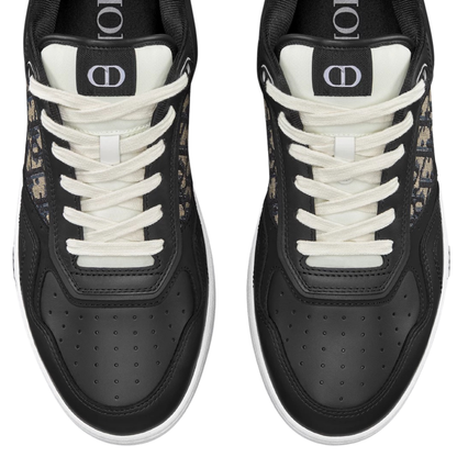 "B27" Monogram Black White