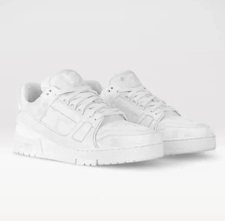 Sneaker V10